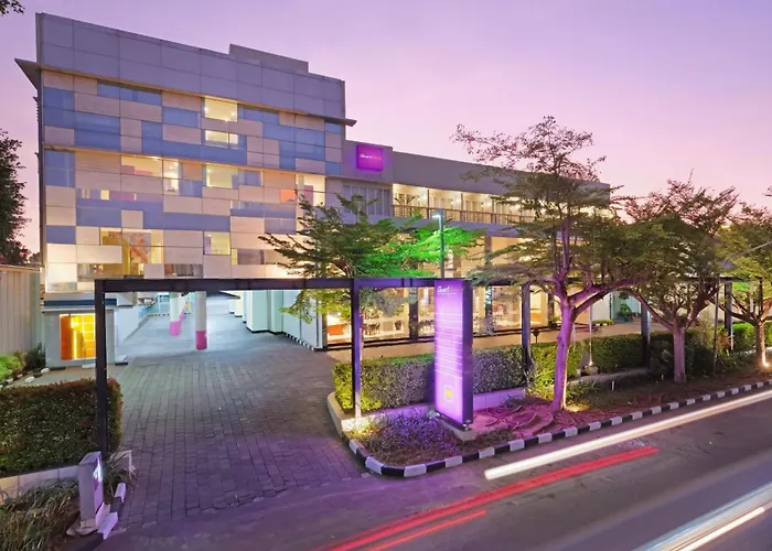 Quest Hotel Simpang Lima - Semarang By Aston
